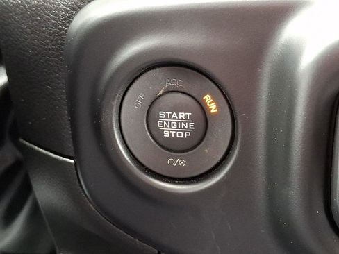 Certified 2022 Jeep Wrangler Unlimited Sport image 22