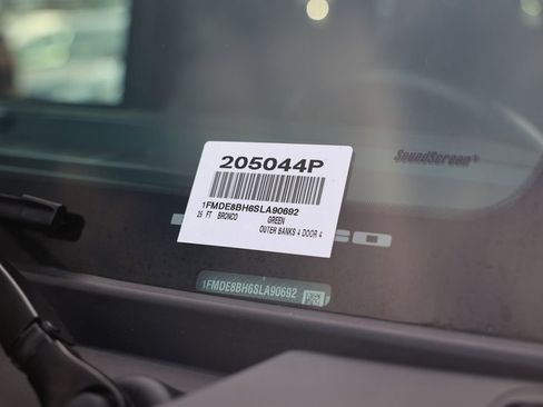 Used 2025 Ford Bronco Outer Banks image 42