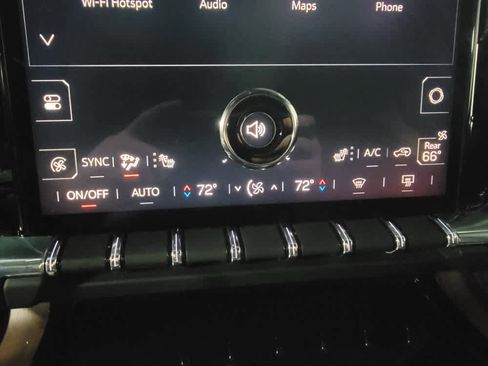 Certified 2025 GMC Yukon Denali image 22