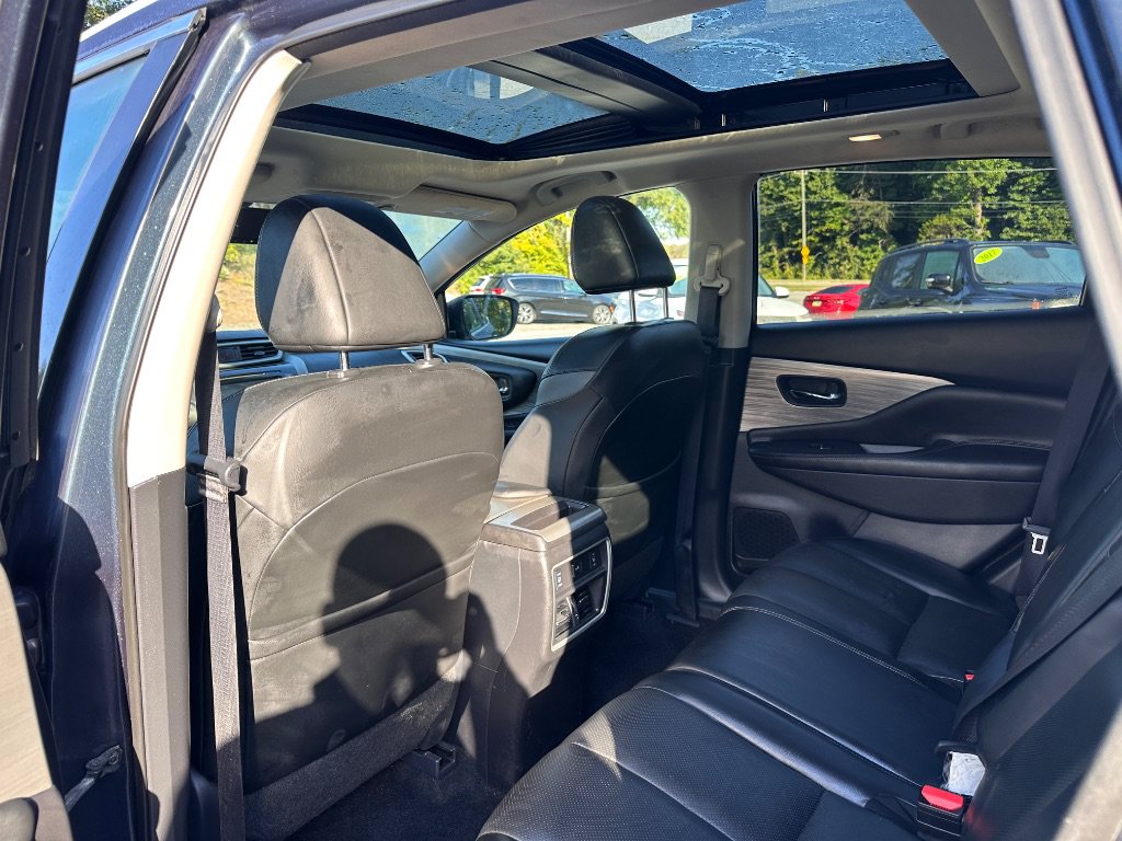Used 2018 Nissan Murano Platinum AWD/4WD image 16