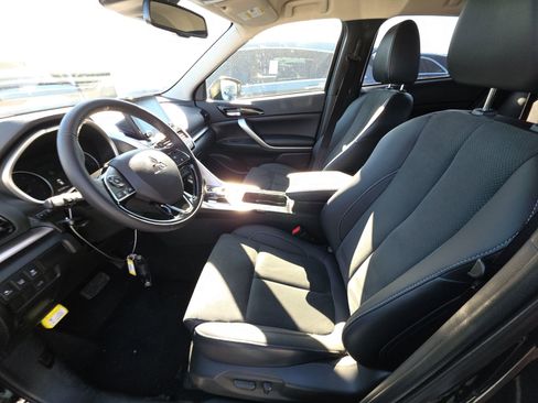 Used 2025 Mitsubishi Eclipse Cross Black Edition image 13