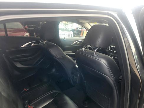 Used 2017 INFINITI QX30 AWD image 72