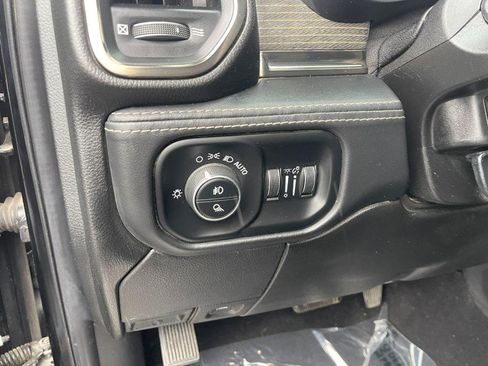 Used 2021 RAM 2500 Limited image 18