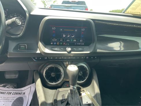 Used 2020 Chevrolet Camaro SS RWD image 16