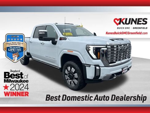 New 2026 GMC Sierra 3500 Denali w/ Denali Reserve Package image 1