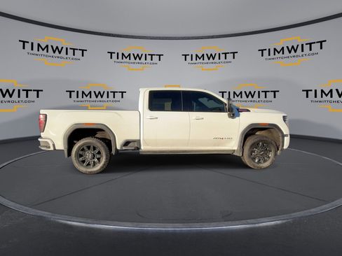 Used 2024 GMC Sierra 2500 AT4 w/ AT4 Premium Plus Package image 2