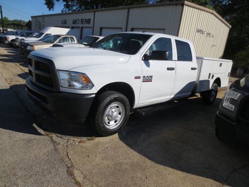 Used 2017 RAM 2500 Tradesman image 1
