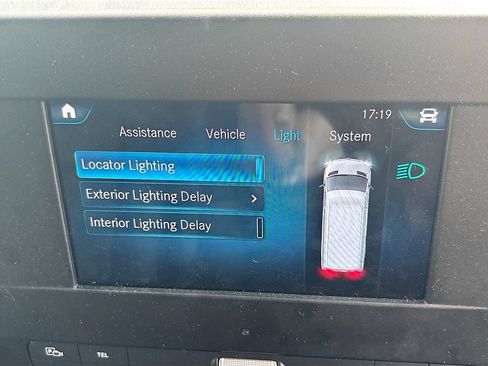 Used 2024 Mercedes-Benz Sprinter 2500 image 32