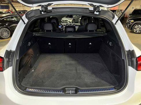Certified 2025 Mercedes-Benz GLC 300 4MATIC image 17