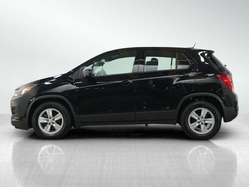 Used 2020 Chevrolet Trax LS w/ Tint and Cruise Package FWD image 2
