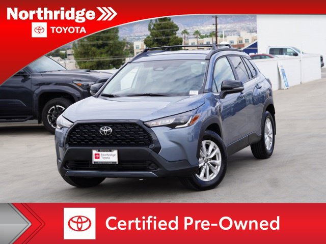 Certified 2025 Toyota Corolla Cross LE FWD image 4