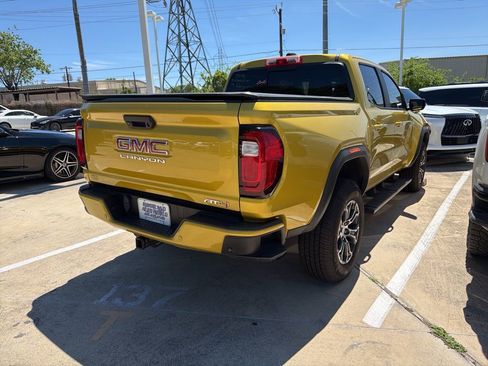 Used 2023 GMC Canyon AT4 w/ AT4 Premium Package image 7