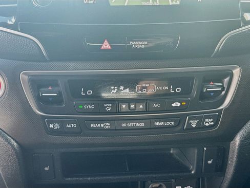 Certified 2022 Honda Pilot TrailSport image 15