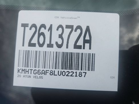 Used 2020 Hyundai Veloster 2.0 Premium FWD image 5