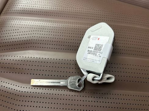 Used 2024 Kia EV9 GT-Line image 33