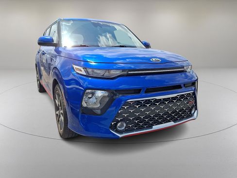 Used 2021 Kia Soul GT-Line FWD image 2