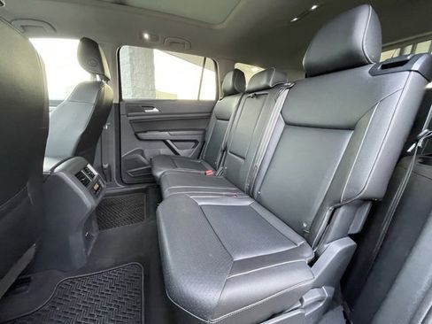 Used 2021 Volkswagen Atlas SE w/ Panoramic Sunroof Package image 29