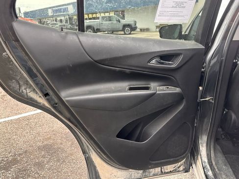 Used 2020 Chevrolet Equinox LT image 13