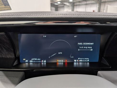 Used 2021 Lincoln Navigator Reserve w/ Luxury Package image 23