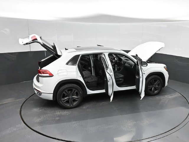 Used 2020 Volkswagen Atlas Cross Sport SE w/ Panoramic Sunroof Package AWD/4WD image 63