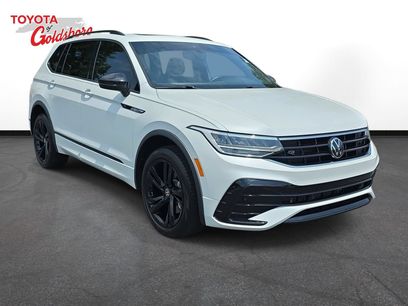 Used 2024 Volkswagen Tiguan SE R-Line