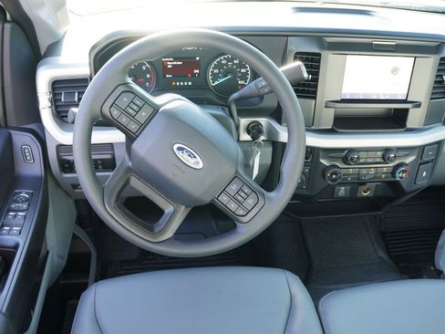 New 2026 Ford F250 XL w/ XL Chrome Package image 12