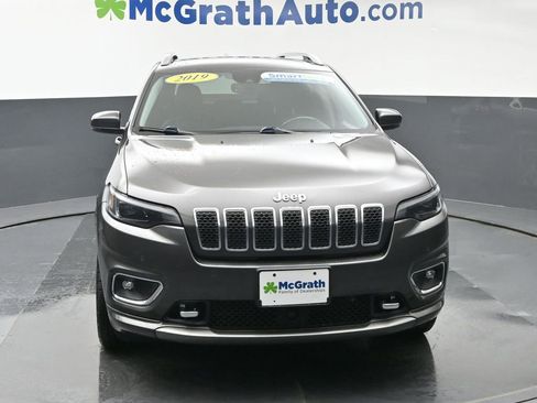 Used 2019 Jeep Cherokee Overland w/ Technology Group FWD image 4