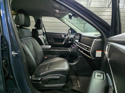 Used 2025 Hyundai Santa Fe SEL image 14