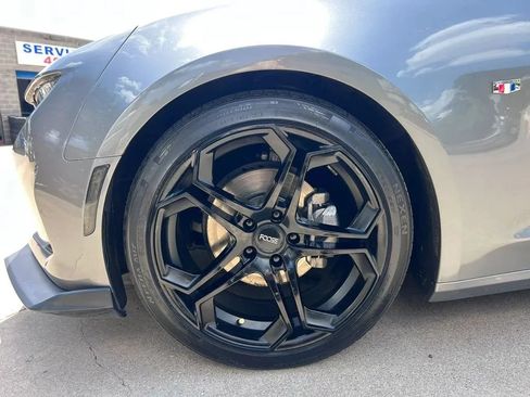 Used 2020 Chevrolet Camaro LS RWD image 32