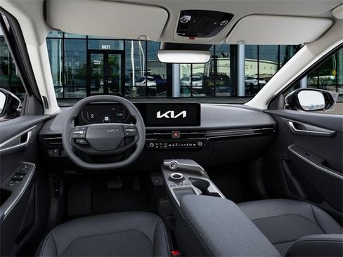 New 2025 Kia EV6 Light w/ Light LR Technology Package image 14