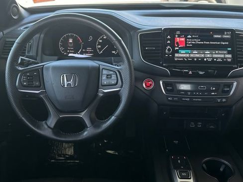 Certified 2025 Honda Ridgeline TrailSport+ image 18
