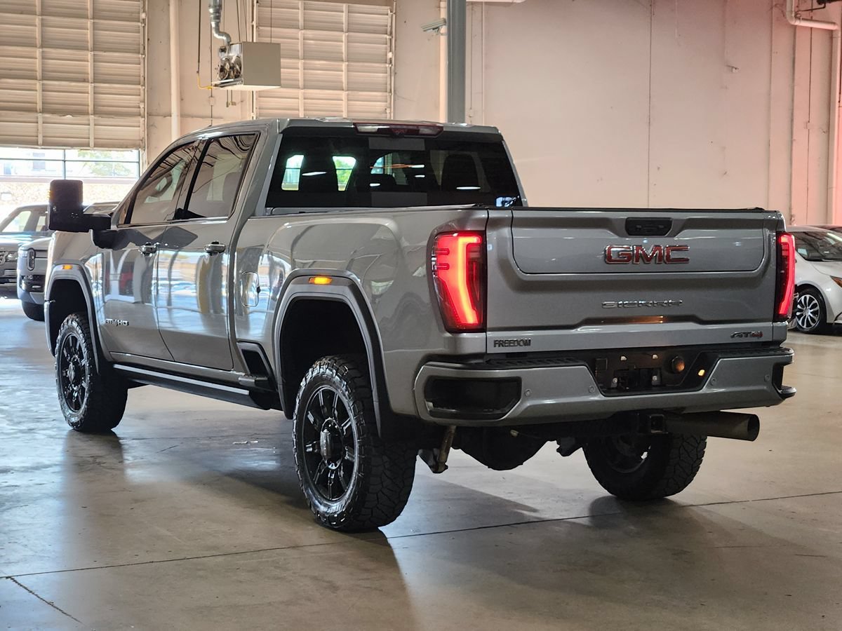 Used 2024 GMC Sierra 2500 AT4 w/ AT4 Premium Plus Package AWD/4WD image 10