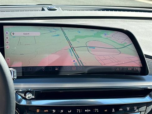 New 2025 Cadillac Lyriq Luxury image 11