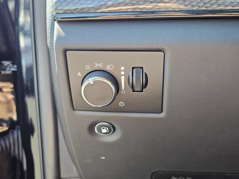 Used 2020 Jeep Grand Cherokee Trackhawk AWD/4WD image 34