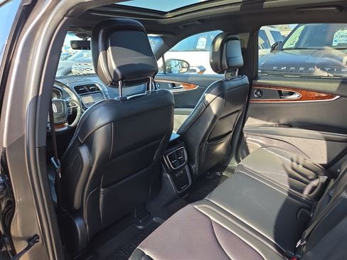 Used 2020 Lincoln Nautilus Reserve w/ Equipment Group 201A AWD/4WD image 38