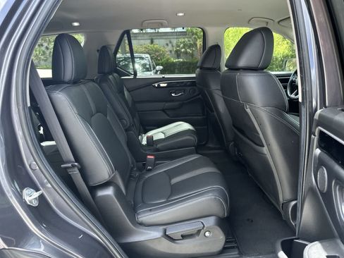 Used 2024 Honda Pilot EX-L image 16