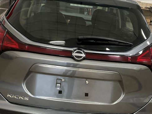 Used 2024 Nissan Kicks S image 30