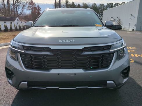 Used 2024 Kia Seltos S image 9