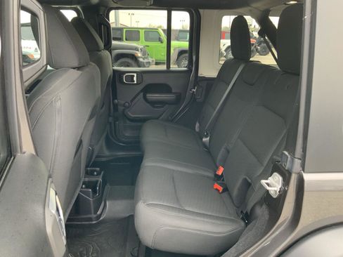 Used 2020 Jeep Wrangler Unlimited Sport image 43