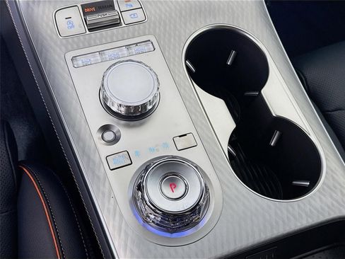 New 2026 Genesis GV70 2.5T Sport Prestige AWD/4WD image 19