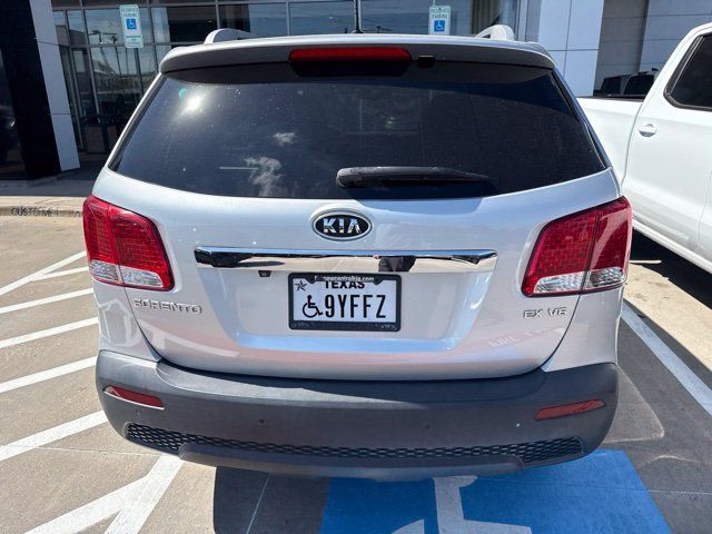 Used 2013 Kia Sorento EX w/ EX V6 Premium Pkg FWD image 5