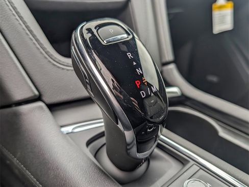 New 2025 Cadillac XT6 Premium Luxury image 30