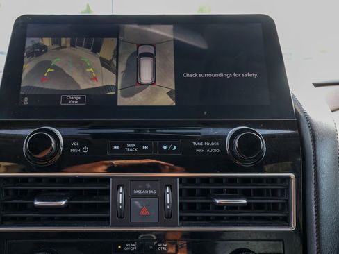 Used 2023 Nissan Armada SL w/ Captain's Chairs Package image 35