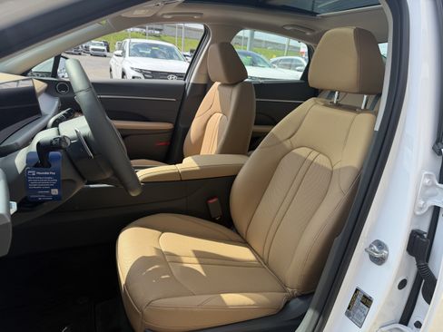 New 2026 Hyundai Sonata Limited FWD image 26