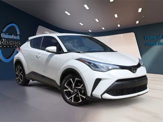 Used 2021 Toyota C-HR XLE image 1