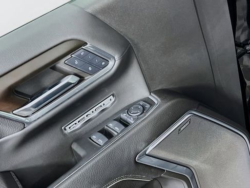 Used 2024 GMC Sierra 1500 Denali w/ Denali Reserve Package image 17