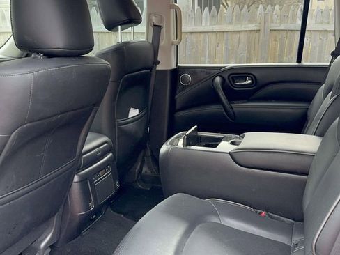 Used 2023 INFINITI QX80 Luxe w/ Cargo Package image 31