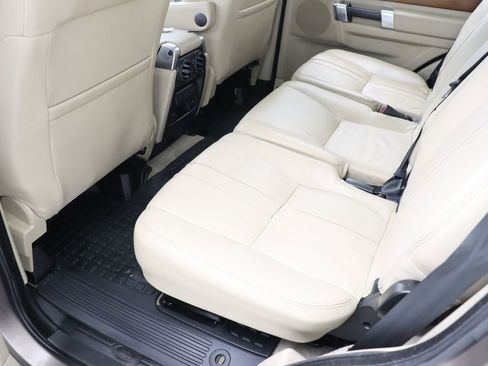 Used 2016 Land Rover LR4 HSE AWD/4WD image 35