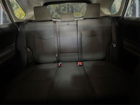 Used 2024 Toyota RAV4 XLE w/ Convenience Package FWD image 15