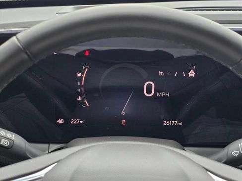 Used 2025 Buick Envista Sport Touring FWD image 7